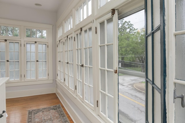 1501 Chamberlain Ave, Chattanooga, TN 37404 - unfurnished sunroom with french doors
