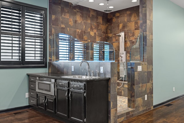 702 S Crest Rd, Chattanooga, TN 37404 - bar with a sink, dark wood-type flooring, stainless steel oven, backsplash, and recessed lighting