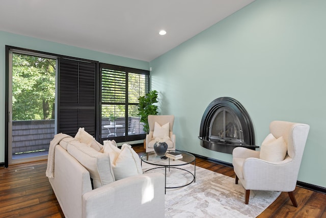 702 S Crest Rd, Chattanooga, TN 37404 - living area with vaulted ceiling, wood finished floors, and recessed lighting