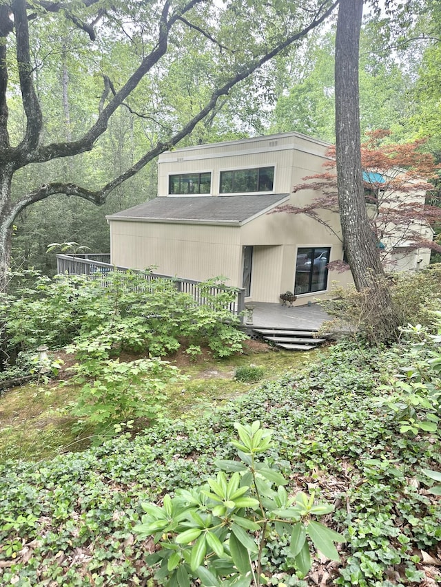 413 Fern Trl, Signal Mountain, TN 37377 - view of front of house with a deck