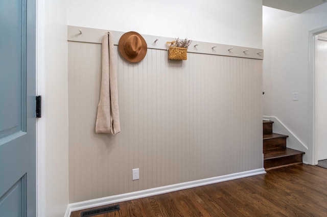 1306 Phyllis Ln, Chattanooga, TN 37421 - mudroom with wood finished floors and baseboards