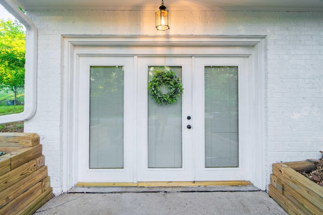 1306 Phyllis Ln, Chattanooga, TN 37421 - property entrance featuring brick siding and french doors
