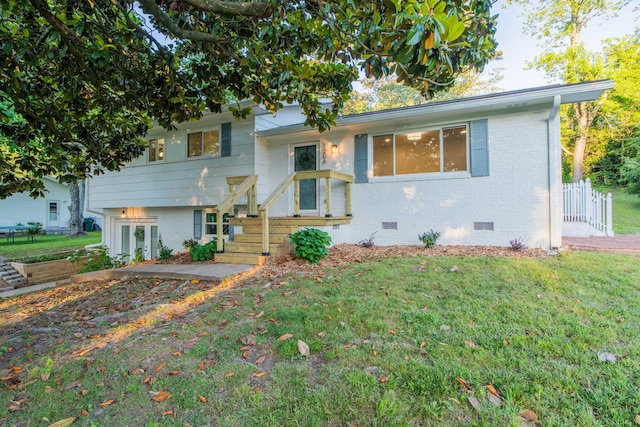 1306 Phyllis Ln, Chattanooga, TN 37421 - tri-level home with crawl space and brick siding