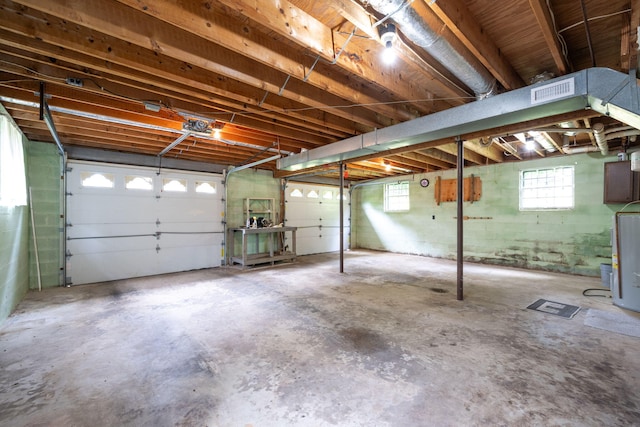 6515 Grubb Rd, Hixson, TN 37343 - view of garage