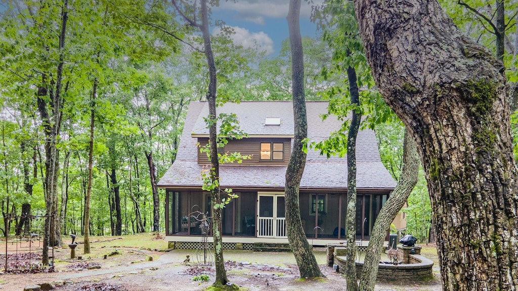 324 Fawn Dr, Menlo, GA 30731 - view of front of property featuring a sunroom and roof with shingles