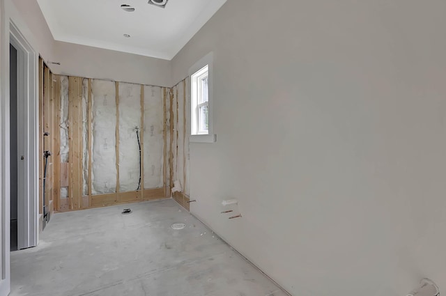 10907 Dolly Pond Rd, Ooltewah, TN 37363 - unfurnished bedroom featuring concrete flooring