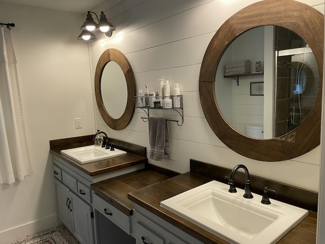 610 Hickory Ridge Trl, Ringgold, GA 30736 - full bath featuring vanity, toilet, and baseboards