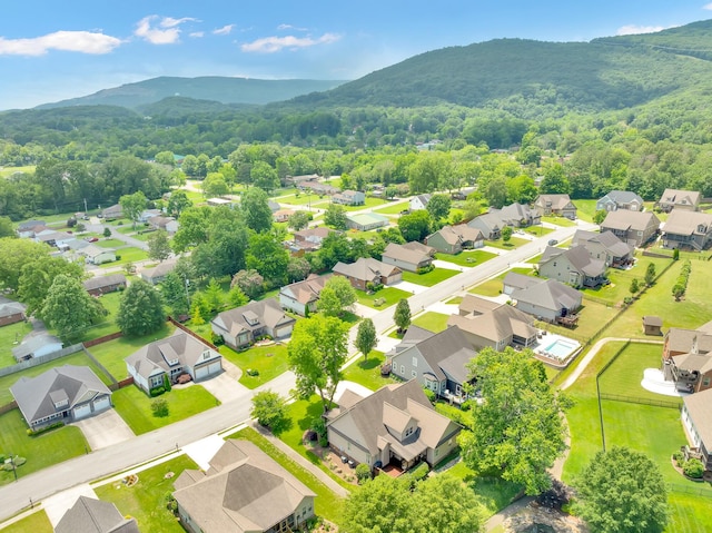 3429 Willow Lake Cir, Chattanooga, TN 37419 - aerial view of residential area with a mountainous background and a heavily wooded area
