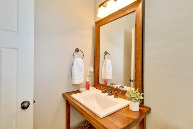 3429 Willow Lake Cir, Chattanooga, TN 37419 - bathroom with vanity