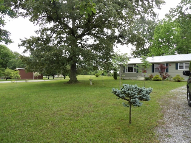 634 Bellvue Cir, Spencer, TN 38585 - view of green lawn