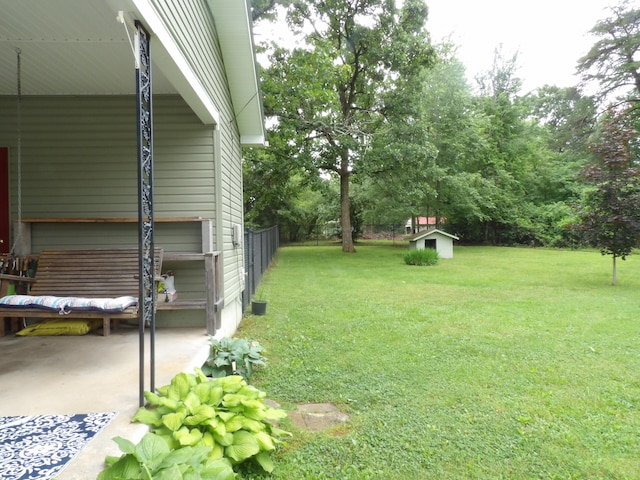 634 Bellvue Cir, Spencer, TN 38585 - view of yard