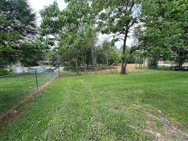 516 Keck St, Seymour, TN 37865 - view of yard