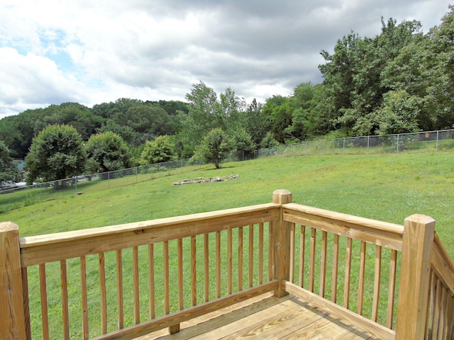 135 Joseph Daniel Ln, Jasper, TN 37347 - deck with a fenced backyard and a view of trees