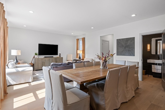 6430 Dharma Loop, Chattanooga, TN 37412 - dining area featuring light wood-style floors and recessed lighting
