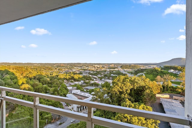1131 Stringers Ridge Rd Unit 12E, Chattanooga, TN 37405 - balcony featuring a mountain view