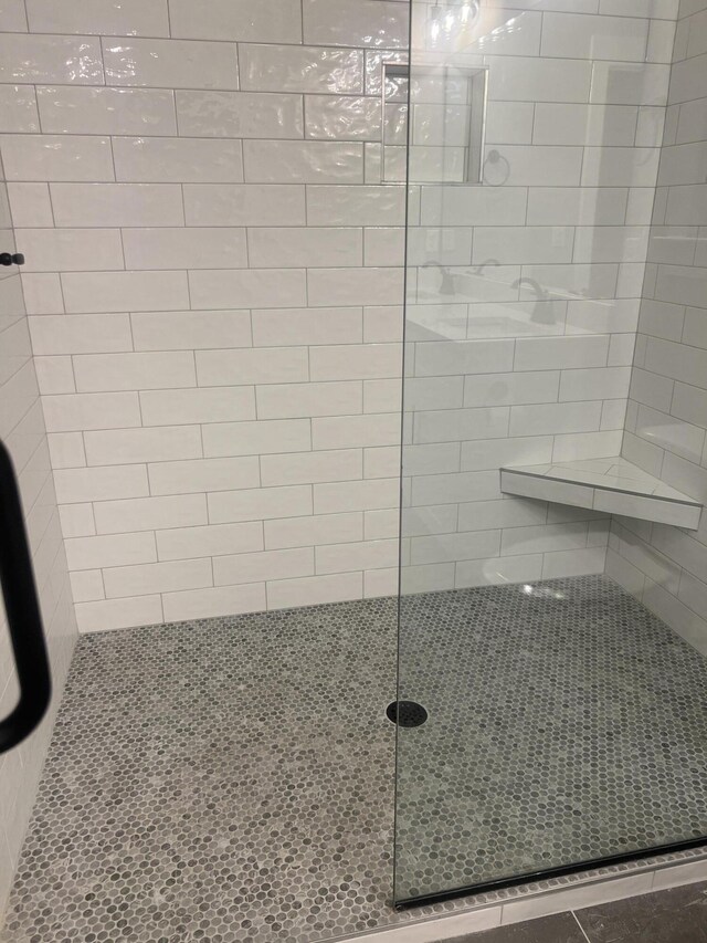 549 Willow Grv Ct Unit 69, Ringgold, GA 30736 - bathroom with walk in shower