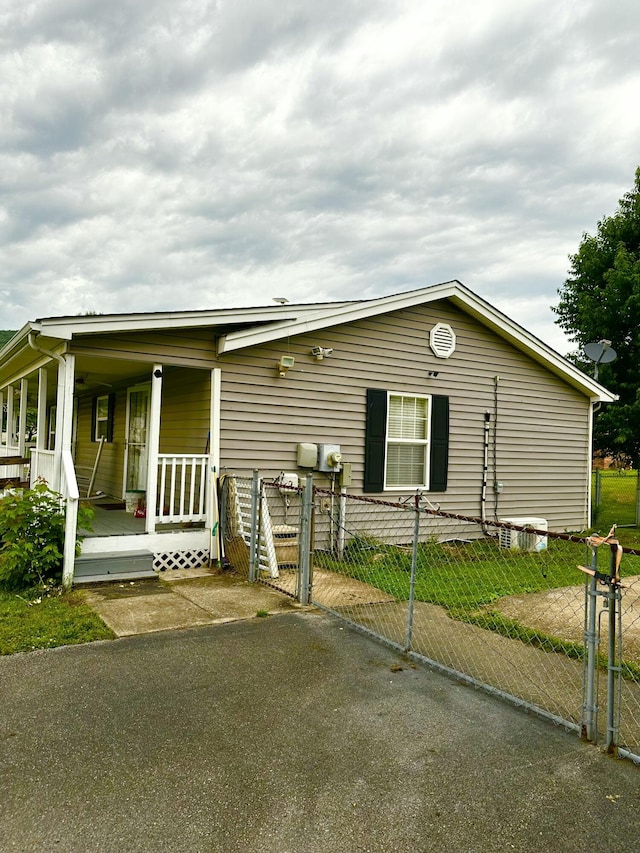 219 Igou Ferry Rd, Soddy Daisy, TN 37379 - view of front of house with a gate and a porch