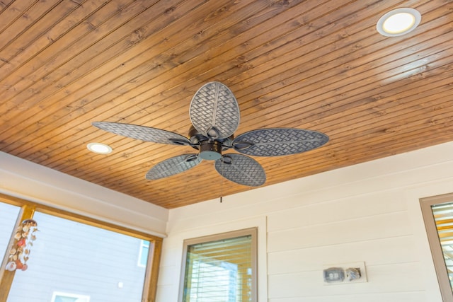8870 Silver Maple Dr, Ooltewah, TN 37363 - detailed view of a ceiling fan and recessed lighting