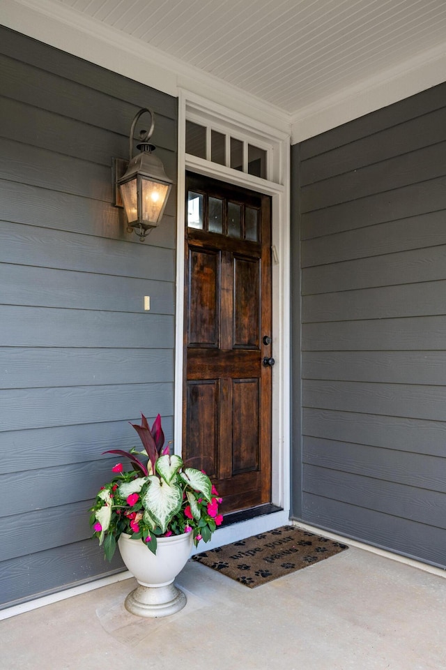 1676 Westover Ln, Chattanooga, TN 37405 - doorway to property with covered porch