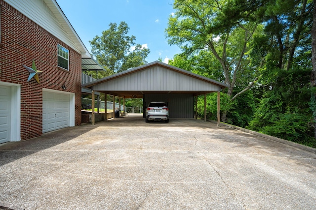 186 Mark Dr, Flintstone, GA 30725 - garage with concrete driveway and a carport