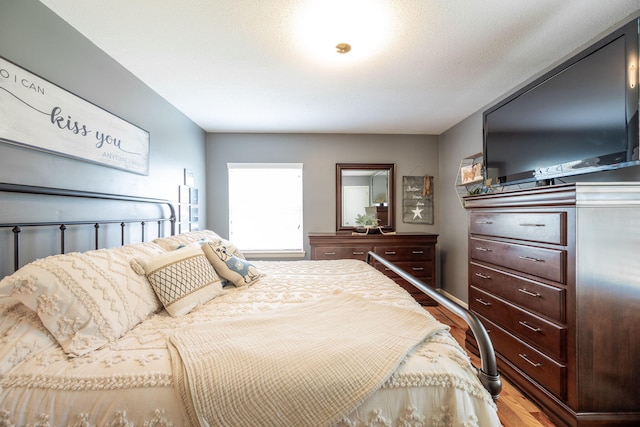 186 Mark Dr, Flintstone, GA 30725 - bedroom with wood finished floors