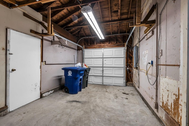 1427 Elm St, Chattanooga, TN 37415 - view of garage