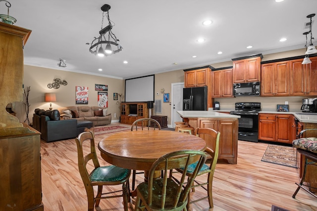 204 Chapman Ct, Lafayette, GA 30728 - dining area with crown molding, light wood-style floors, and recessed lighting
