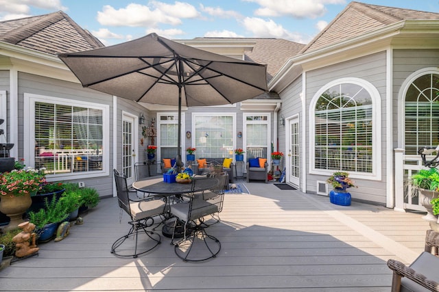 902 Cattails Dr, Ooltewah, TN 37363 - deck with outdoor dining space