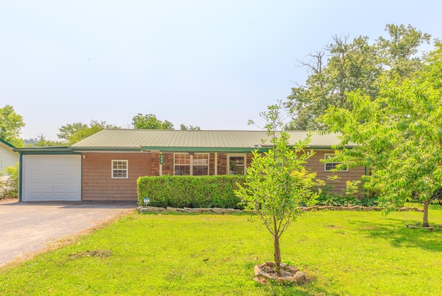 252 Valley View Dr, Dunlap, TN 37327 - view of front facade featuring a front yard, a garage, and asphalt driveway
