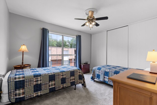 900 Mountain Creek Rd Unit P234, Chattanooga, TN 37405 - bedroom with light colored carpet and a ceiling fan