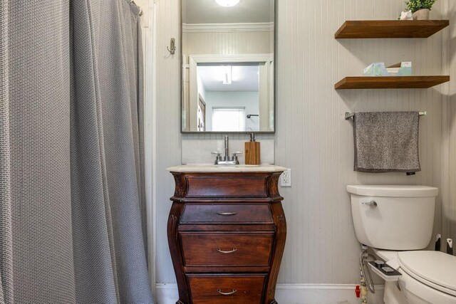 3606 Gleason Dr, Chattanooga, TN 37412 - full bath featuring vanity and a shower with curtain