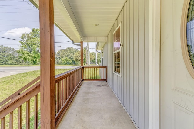 2091 Hummingbird Dr, Dalton, GA 30721 - view of porch