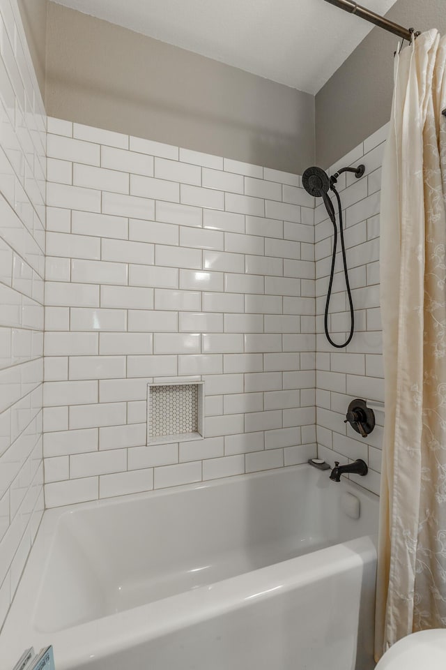 2311 Waterhaven Dr, Chattanooga, TN 37406 - bathroom with shower / tub combo with curtain and toilet