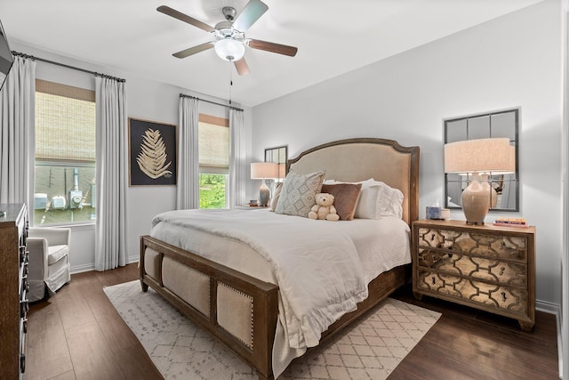 812 Merriam St, Chattanooga, TN 37405 - bedroom with dark wood-style floors and a ceiling fan