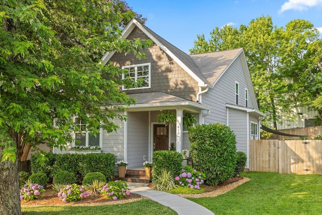 410 Stringer St, Chattanooga, TN 37405 - view of front of house with a shingled roof