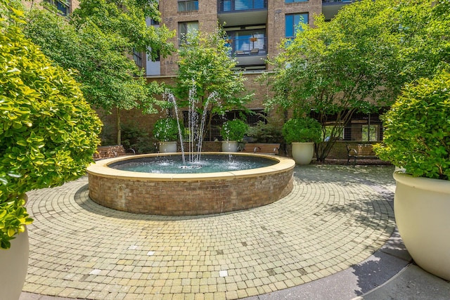 200 Manufacturers Rd Apt 507, Chattanooga, TN 37405 - view of home's community