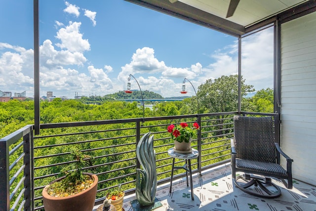 200 Manufacturers Rd Apt 507, Chattanooga, TN 37405 - view of balcony