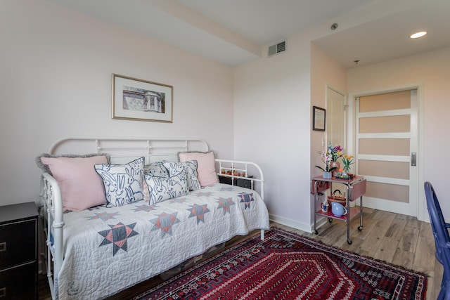 200 Manufacturers Rd Apt 507, Chattanooga, TN 37405 - bedroom featuring wood finished floors and recessed lighting