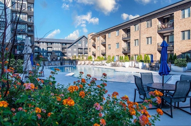 200 Manufacturers Rd Apt 507, Chattanooga, TN 37405 - view of community pool