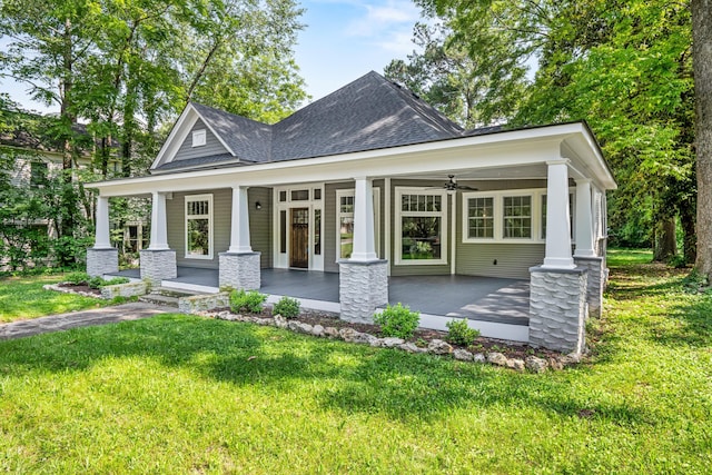 208 E Villanow St, Lafayette, GA 30728 - craftsman-style home featuring covered porch, a shingled roof, a front lawn, and a ceiling fan