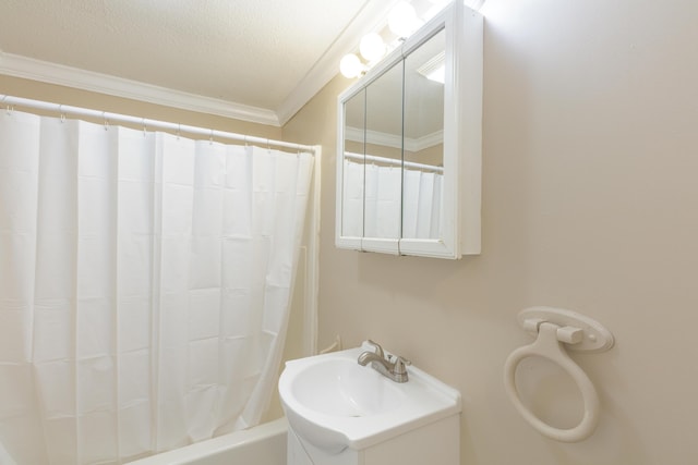 1806 Dallas Lake Rd, Soddy Daisy, TN 37379 - full bathroom featuring crown molding, shower / bath combination with curtain, vanity, and a textured ceiling