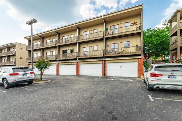 852 E 8th St, Chattanooga, TN 37403