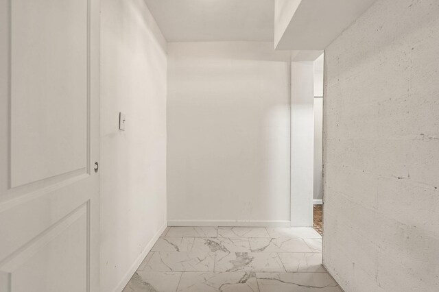 1204 Greenwood Rd, Chattanooga, TN 37411 - corridor featuring marble finish floors and baseboards