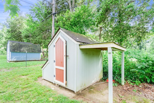 7815 Parkshore Cir, Hixson, TN 37343 - view of shed