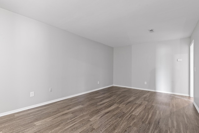 32 S Germantown Rd, Chattanooga, TN 37411 - unfurnished room featuring dark wood-type flooring and baseboards