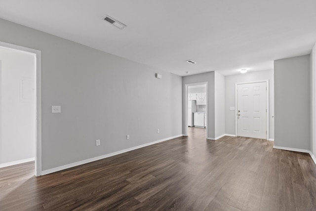 32 S Germantown Rd, Chattanooga, TN 37411 - spare room featuring dark wood finished floors