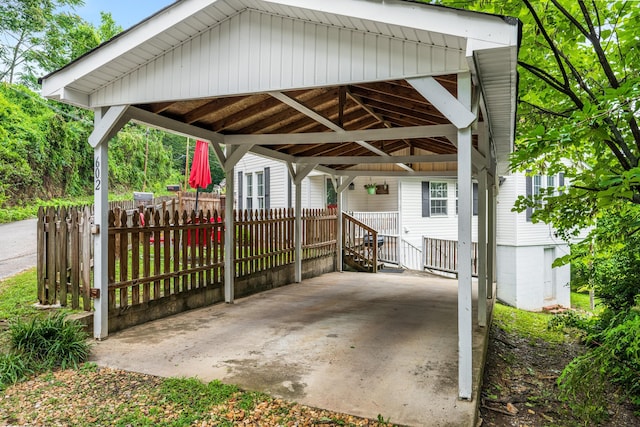 602 Oliver St, Chattanooga, TN 37405 - view of patio / terrace with a detached carport