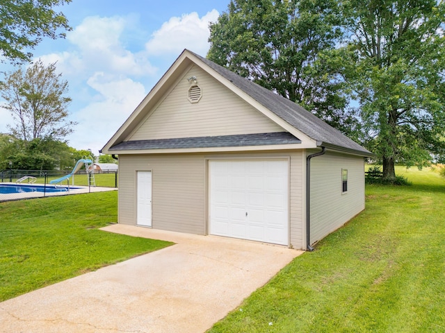 2195 Ooltewah Ringgold Rd, Ooltewah, TN 37363 - detached garage featuring driveway