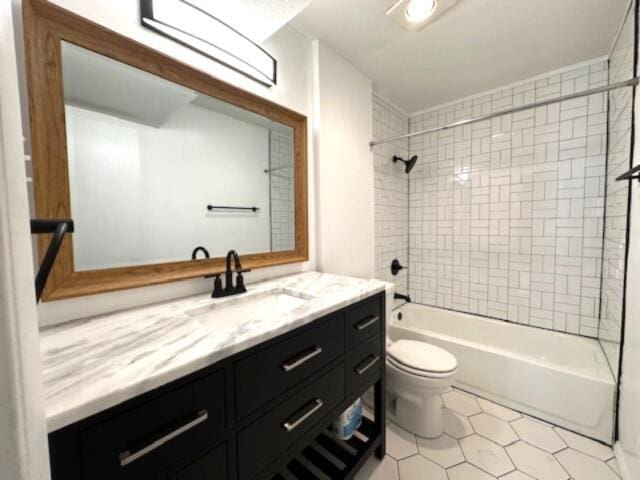 900 Mountain Creek Rd Unit V 478, Chattanooga, TN 37405 - full bathroom featuring toilet, vanity, tile patterned floors, and bathtub / shower combination