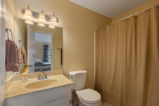 6755 Hickory Creek Rd, Chattanooga, TN 37421 - full bathroom with ensuite bath, toilet, vanity, a textured ceiling, and curtained shower